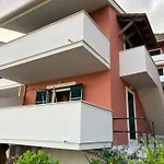 Costal Apartamento *